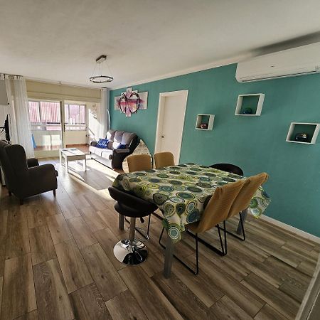 Apartamento Nuria Figueras Extérieur photo