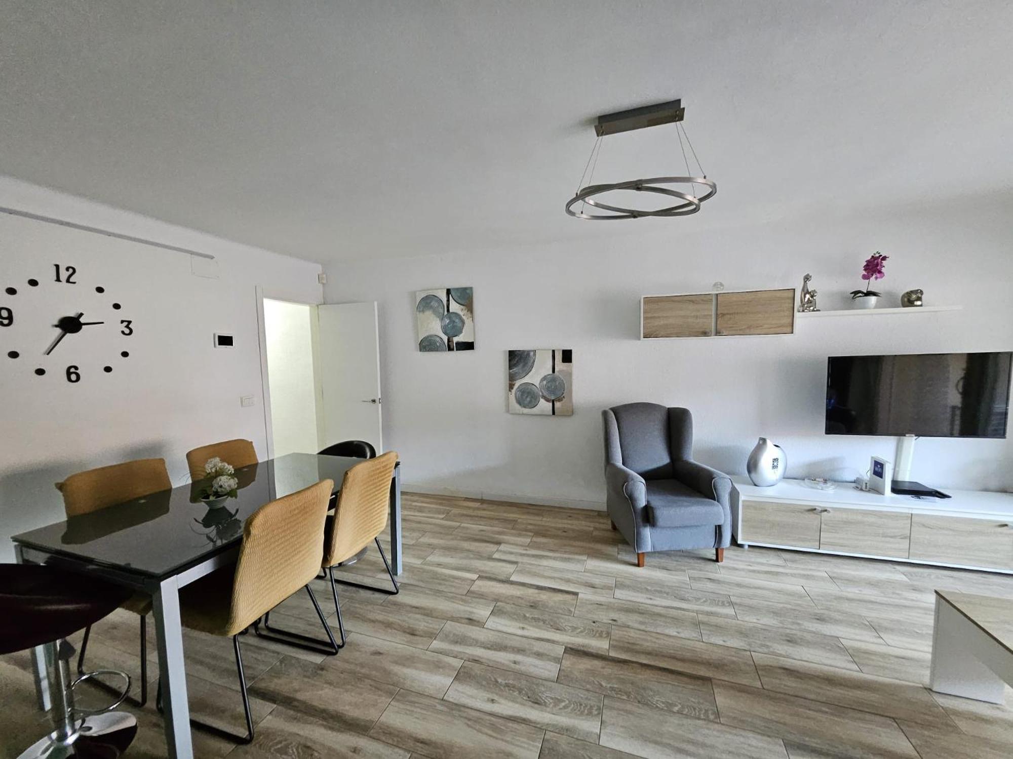 Apartamento Nuria Figueras Extérieur photo