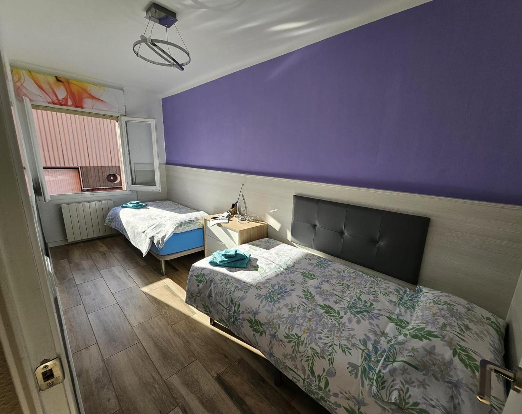 Apartamento Nuria Figueras Extérieur photo