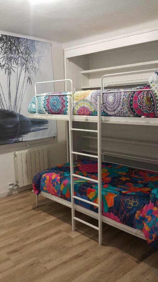 Apartamento Nuria Figueras Extérieur photo